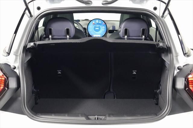 Thumbnail: 2026 MINI Cooper - 8