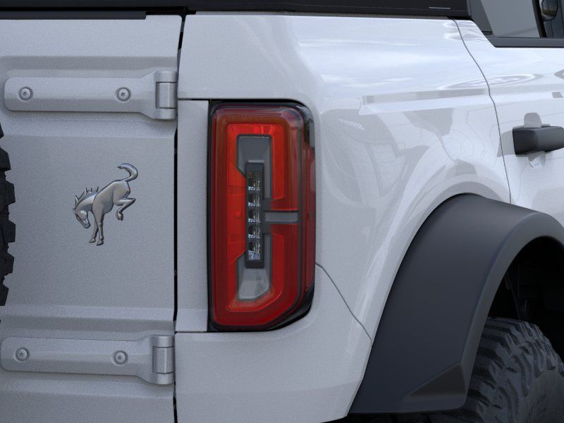 New 2026 Oxford White Ford Outer Banks image 23