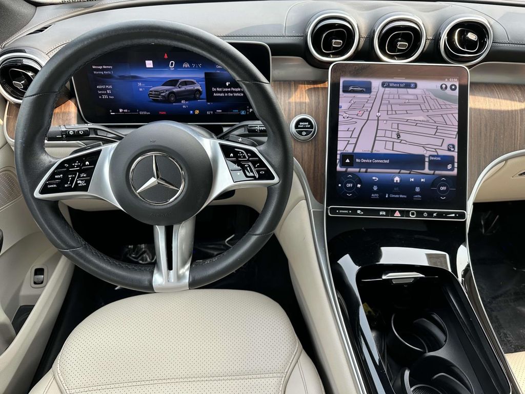 2024 Mercedes-Benz GLC 300 8