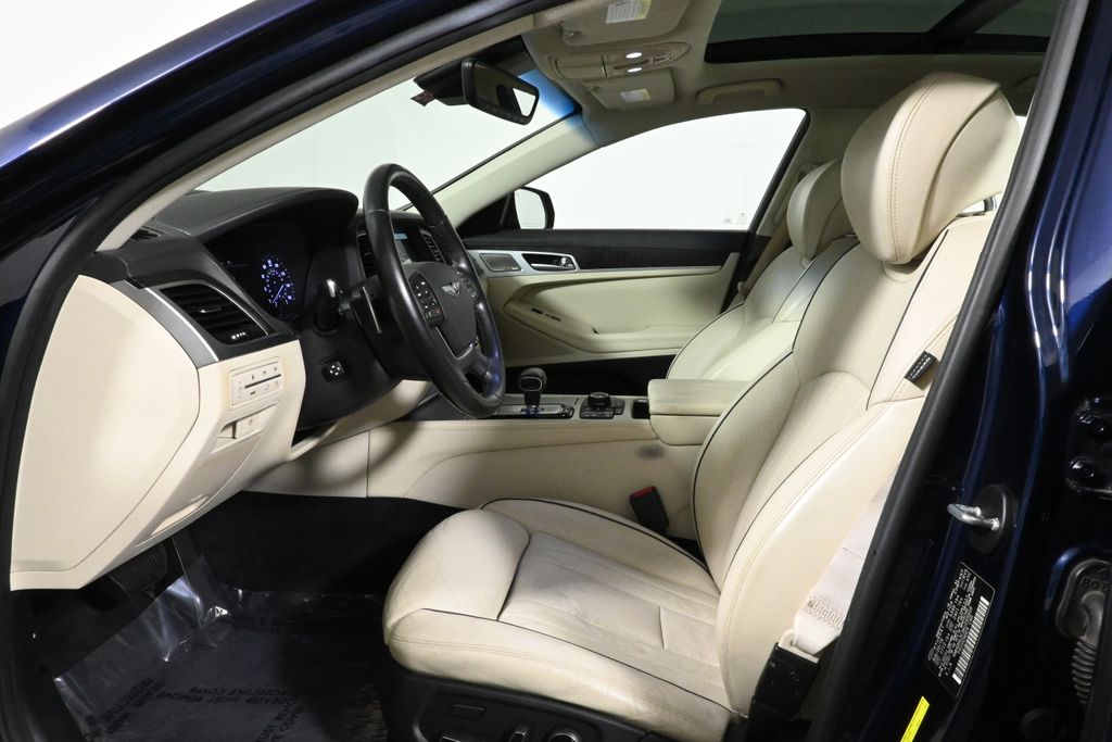 Thumbnail: 2019 Genesis G80 - 3