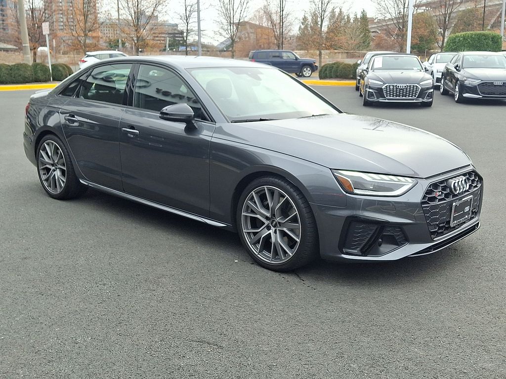 Thumbnail: 2022 Audi S4 - 3