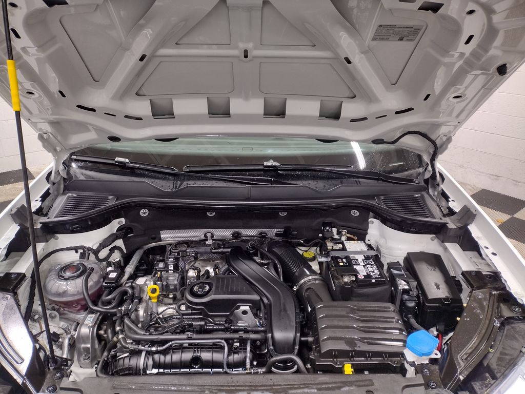 2024 Volkswagen Taos S photo 4