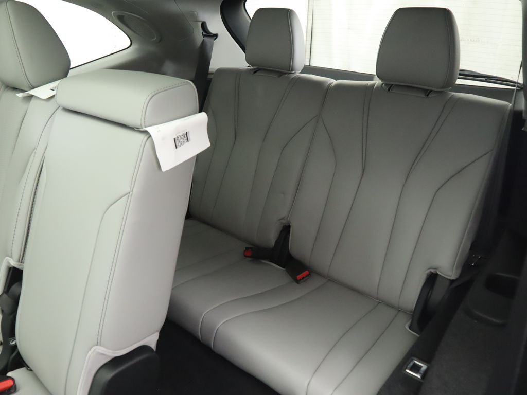 Thumbnail: 2026 Acura MDX - 25