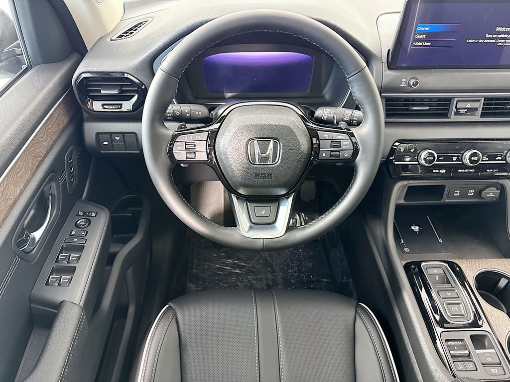 Thumbnail: 2026 Honda Pilot - 10