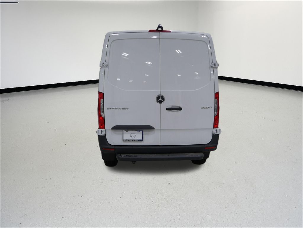 Thumbnail: 2026 Mercedes-Benz Sprinter - 4