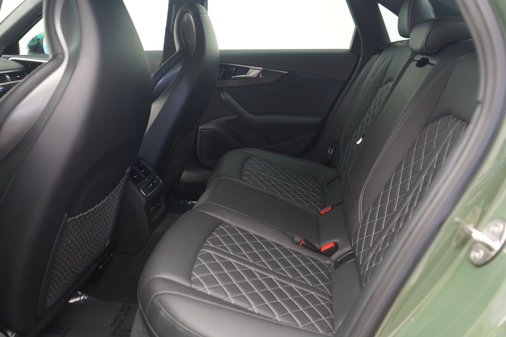 Thumbnail: 2023 Audi S4 - 7