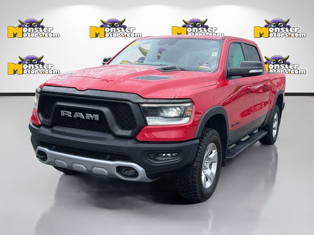 Flame Red Clearcoat 2022 RAM 1500 Pickup Truck Four-Wheel Drive 8-Speed Automatic