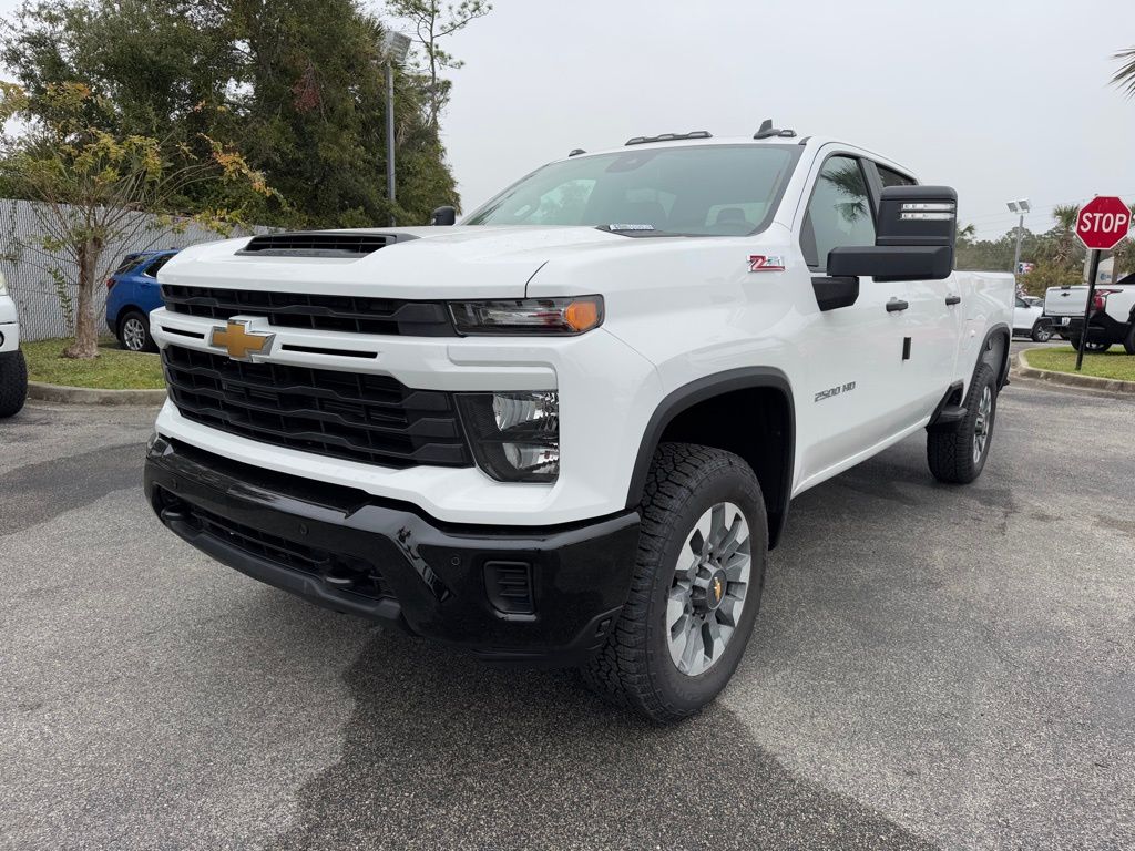 2025 Chevrolet Silverado 2500HD Custom 4