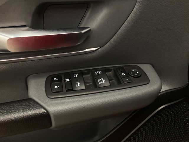 2023 Ram 1500 Big Horn Crew Cab 4x2 5'7" Box