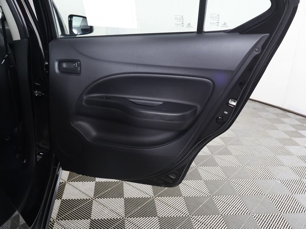 Used 2024 Black Mitsubishi ES image 22