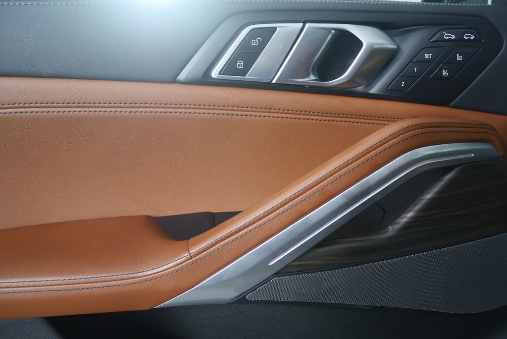 Thumbnail: 2024 BMW X6 - 8