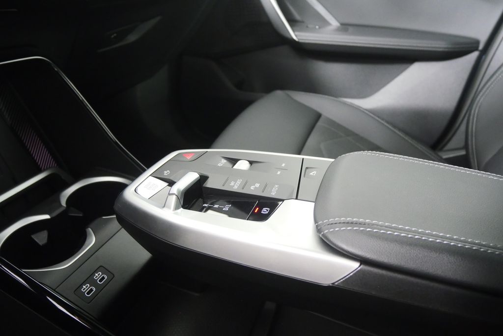 Thumbnail: 2025 BMW X1 - 26