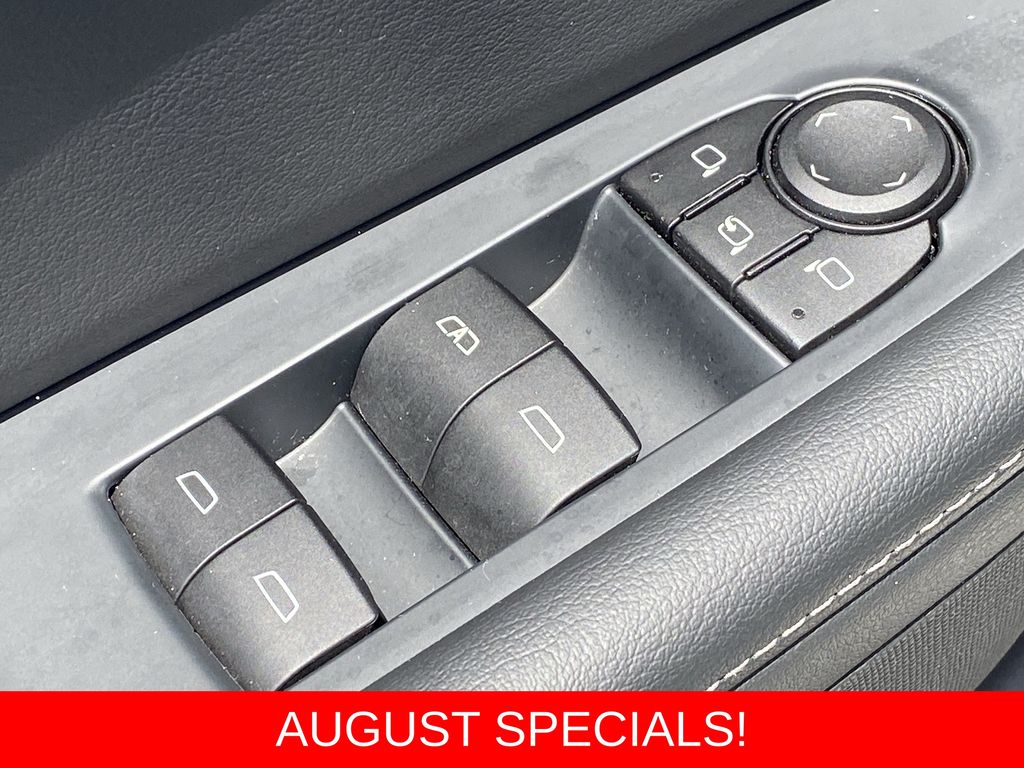 Used 2025 Buick Enclave SUV