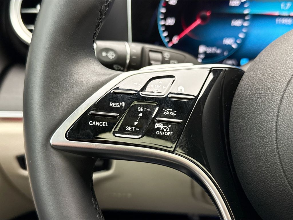 Thumbnail: 2023 Mercedes-Benz E-Class - 14