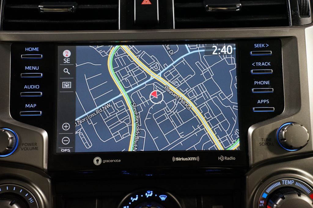 Thumbnail: 2022 Toyota 4Runner - 17