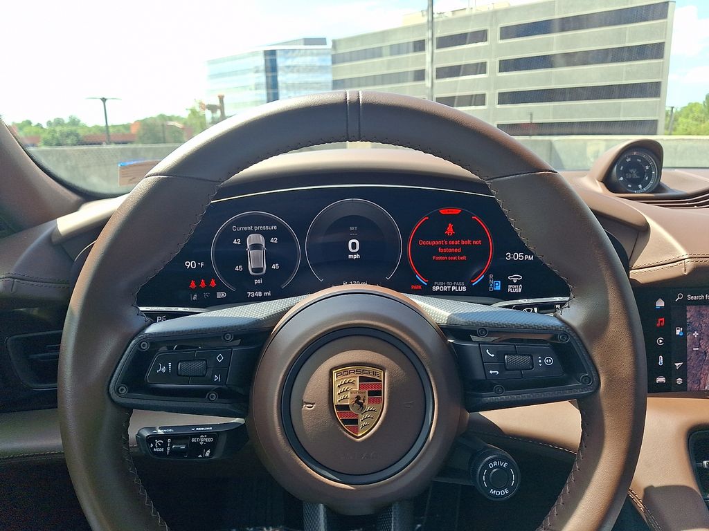 Thumbnail: 2025 Porsche Taycan - 22
