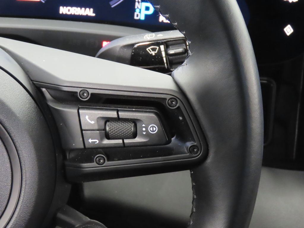 Thumbnail: 2024 Porsche Taycan - 21