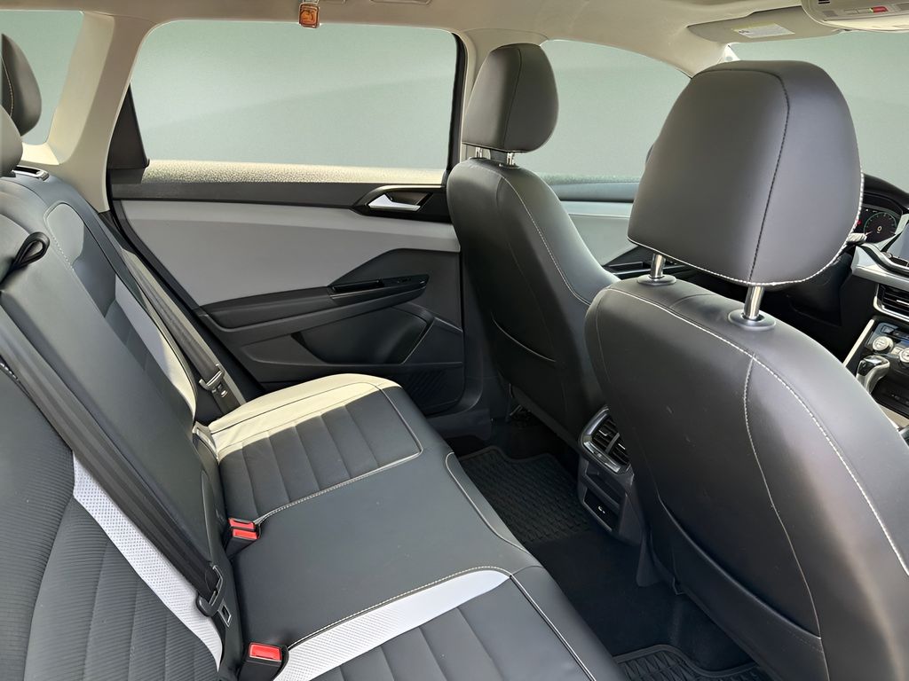 Used 2022 Volkswagen Taos SUV