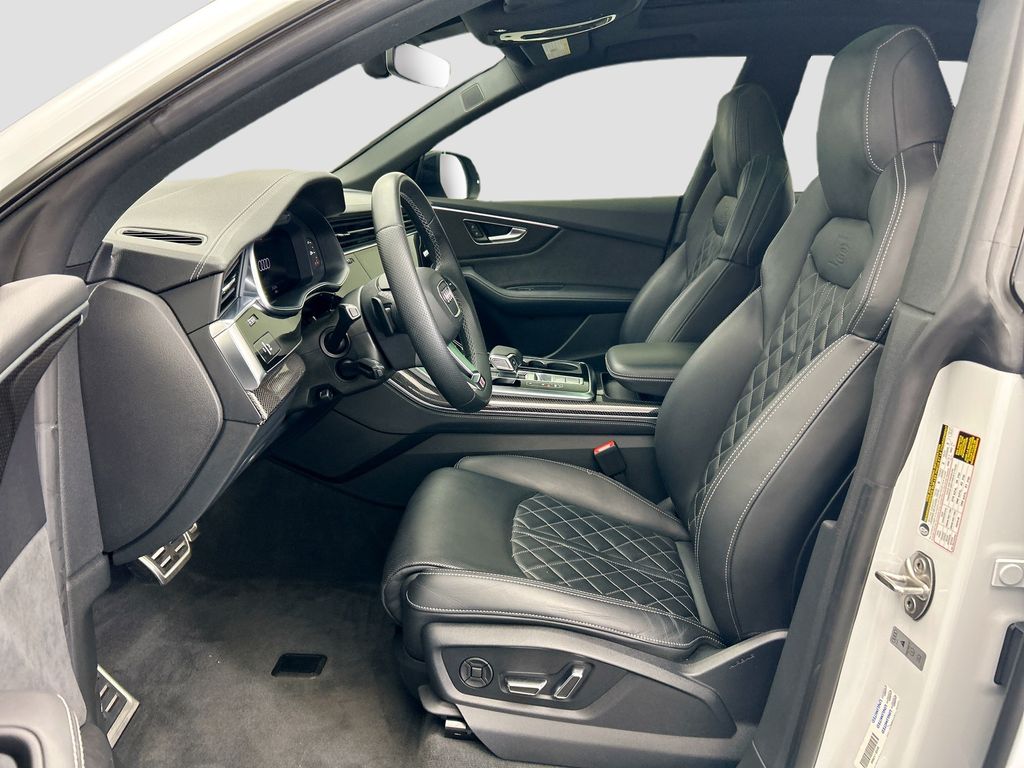 Thumbnail: 2023 Audi SQ8 - 18