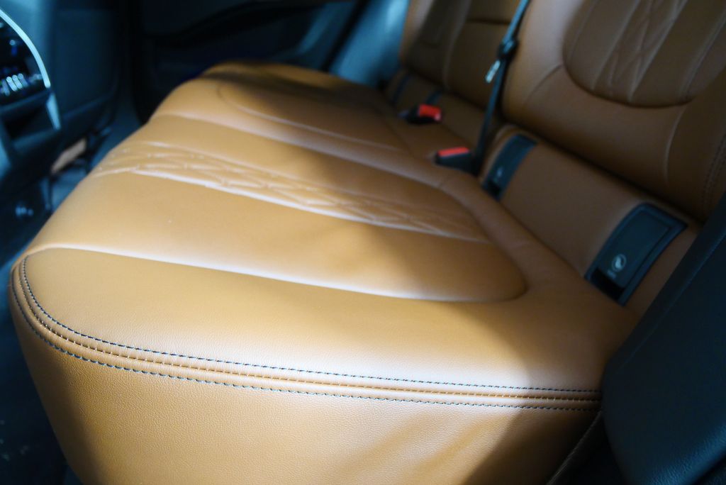 Thumbnail: 2026 BMW X6 - 14