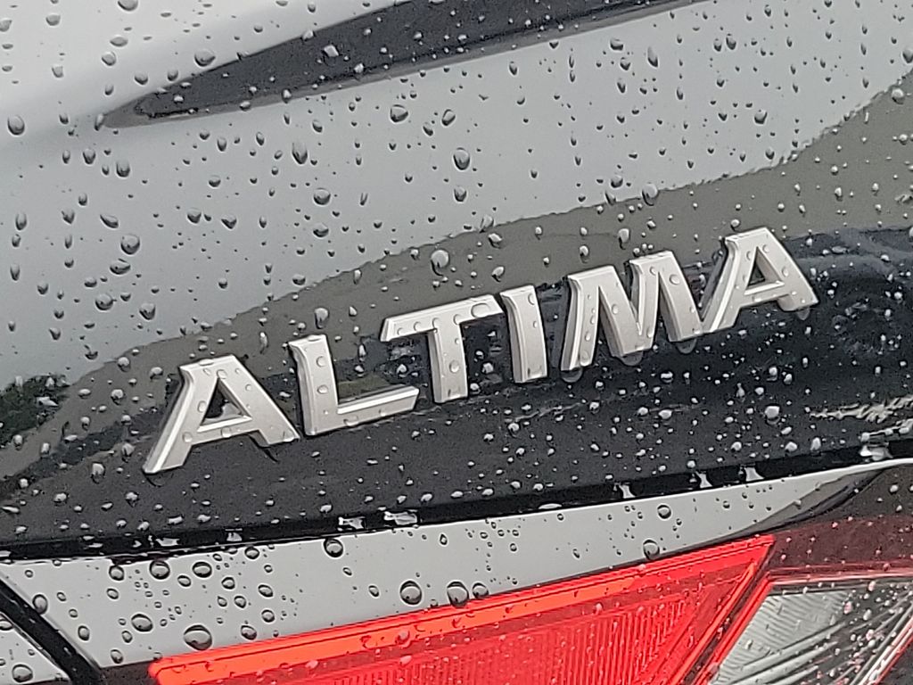Thumbnail: 2025 Nissan Altima - 5