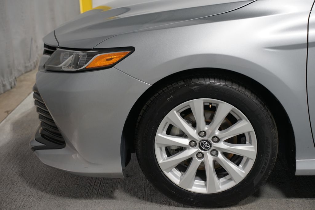 Thumbnail: 2020 Toyota Camry - 5