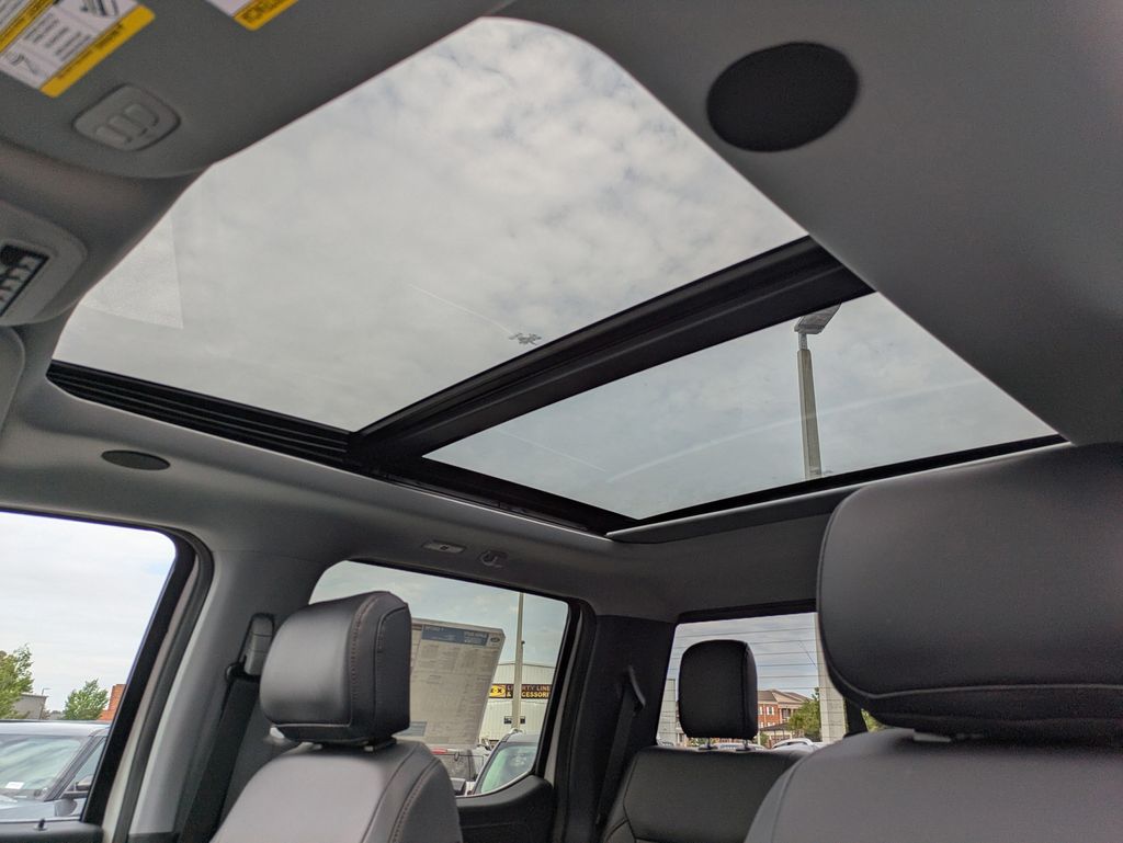 2026 Ford F-350 Super Duty LARIAT