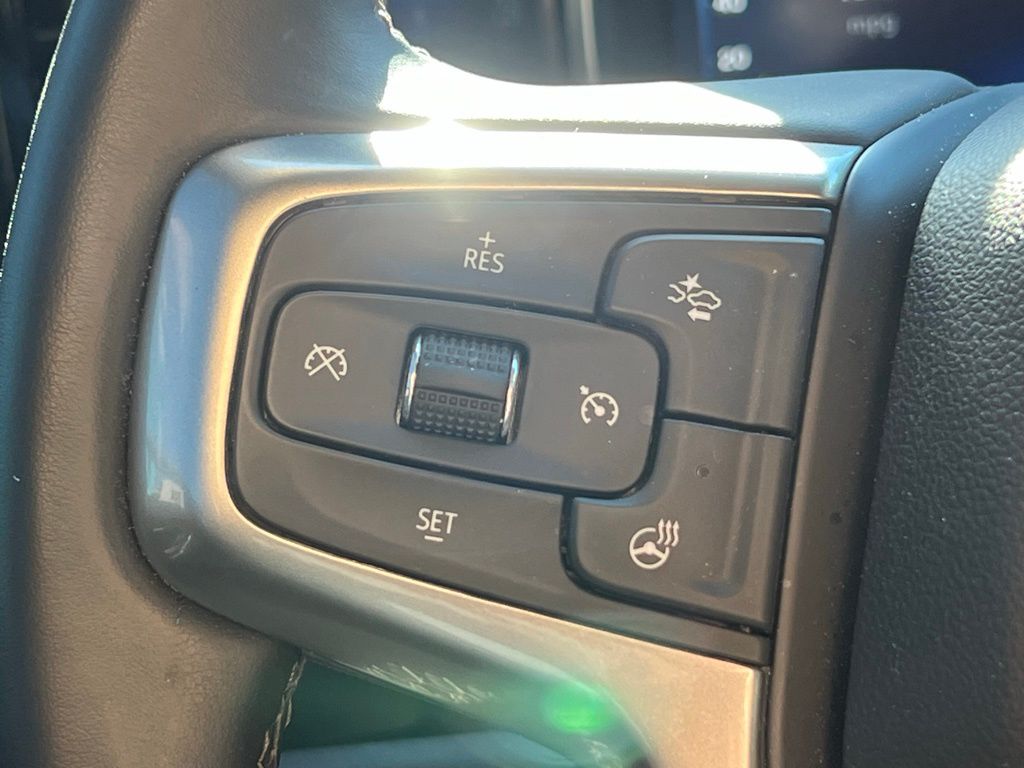 Thumbnail: 2024 Chevrolet Silverado 1500 - 18