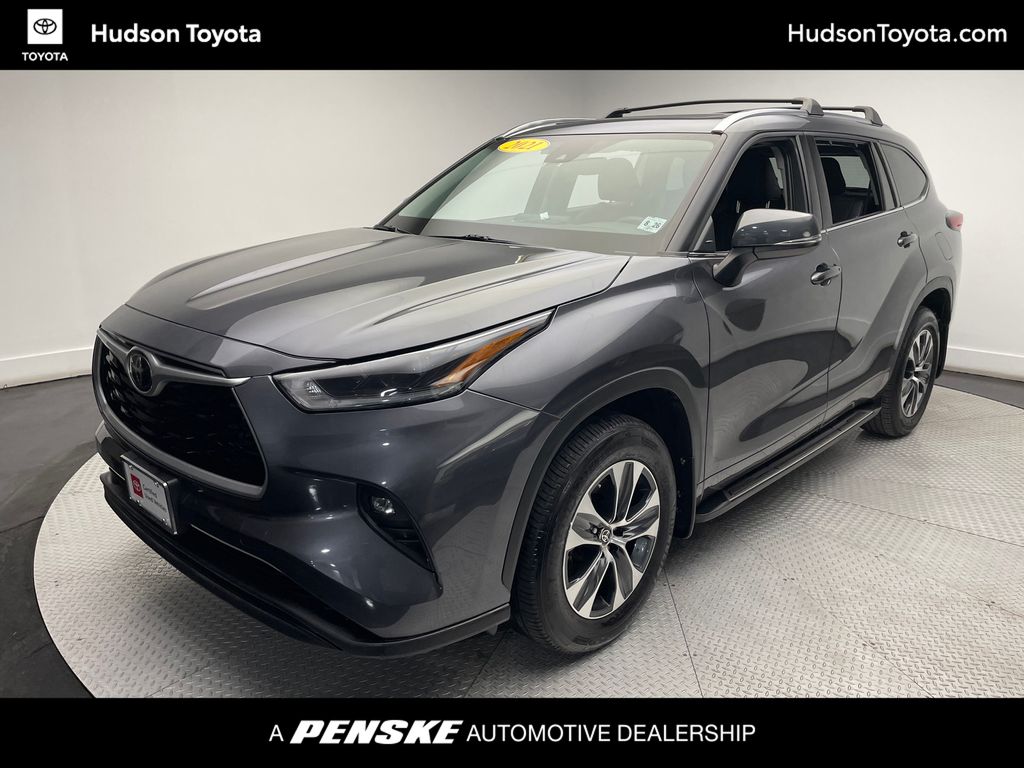 2021 Toyota Highlander XLE -
                Jersey City, NJ