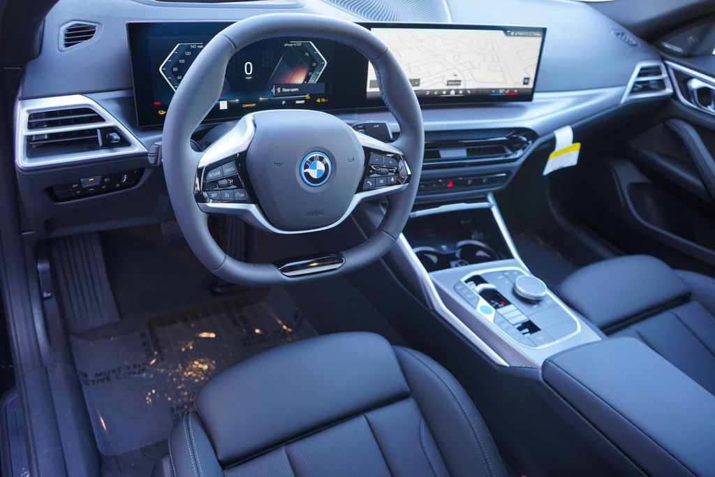 2025 BMW i4 eDrive40 13