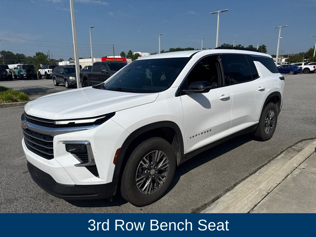 2026 Chevrolet Traverse FWD LT