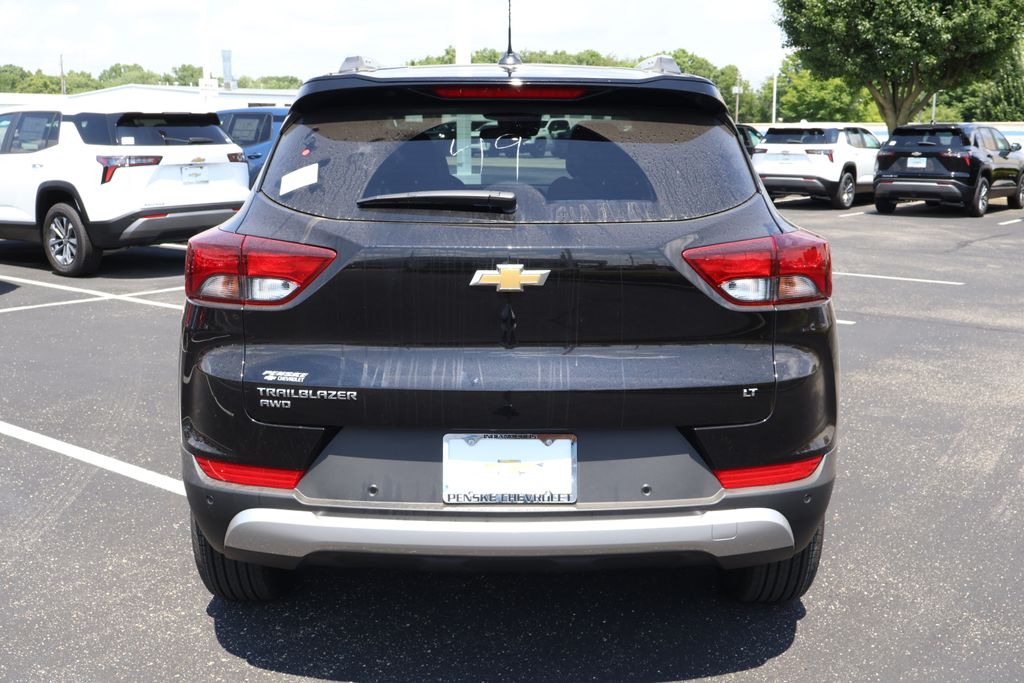 Thumbnail: 2026 Chevrolet TrailBlazer - 6