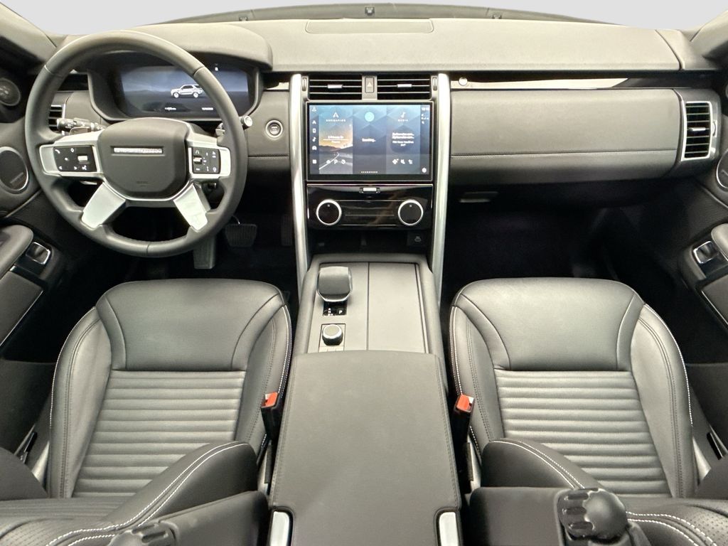 Thumbnail: 2025 Land Rover Discovery - 13