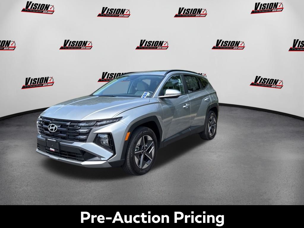 Shimmering Silver 2025 Hyundai Tucson SUV / Crossover All-Wheel Drive 8-Speed Automatic
