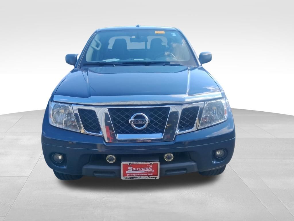 Used 2018 Blue Nissan SV image 2