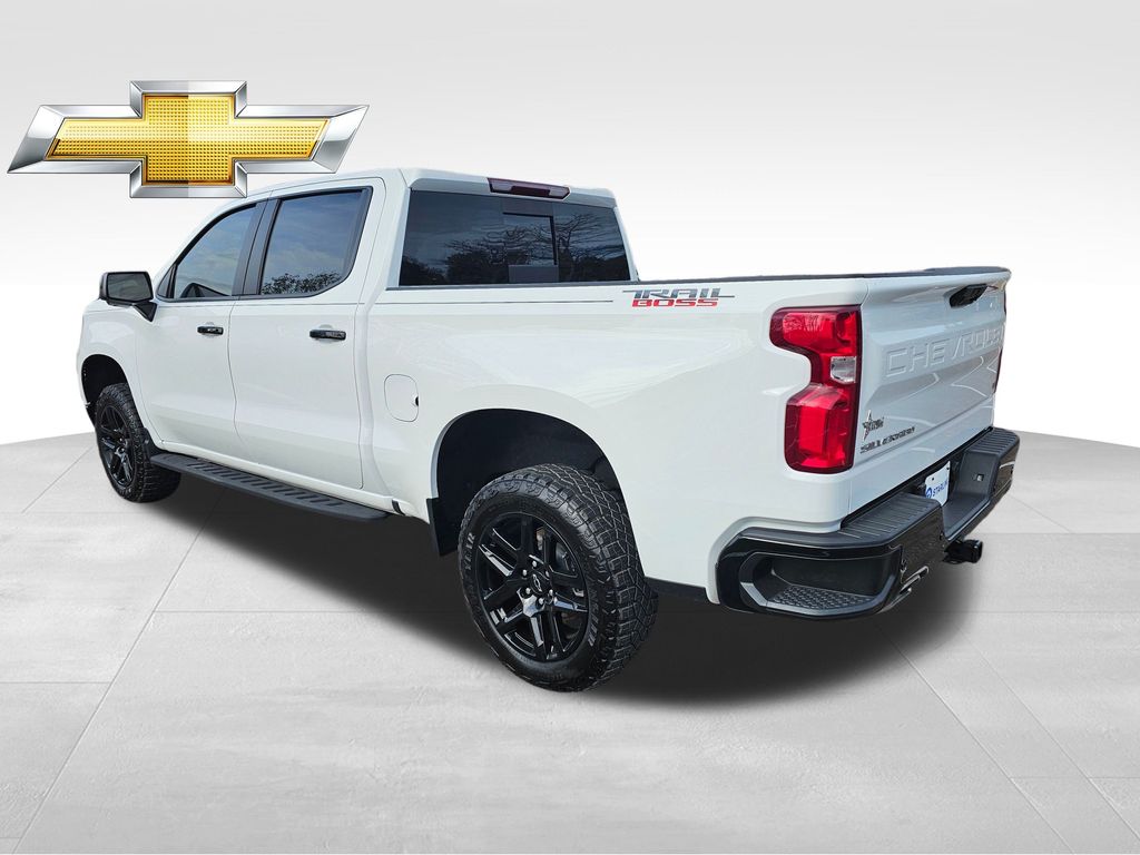 2024 Chevrolet Silverado 1500 LT Trail Boss 5