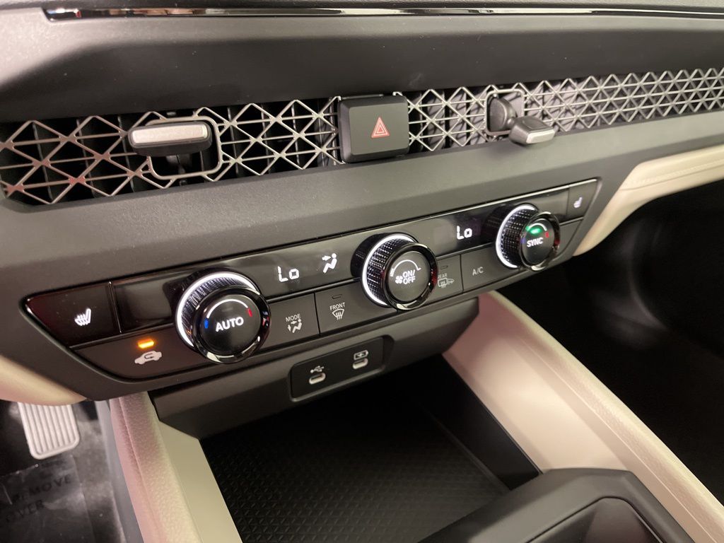 Thumbnail: 2025 Honda Accord - 30