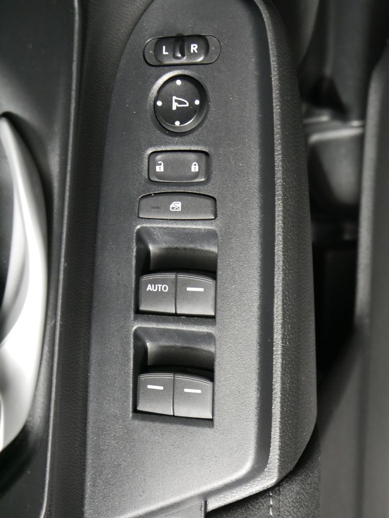 Thumbnail: 2018 Honda CR-V - 28