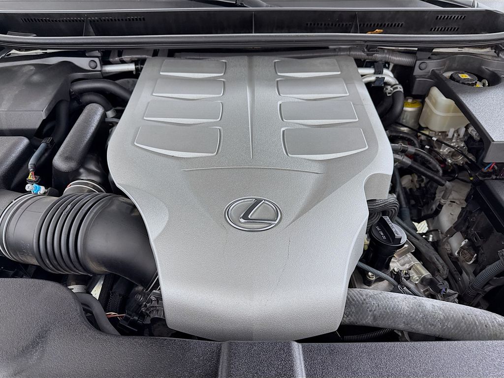 2017 Lexus GX 460 31