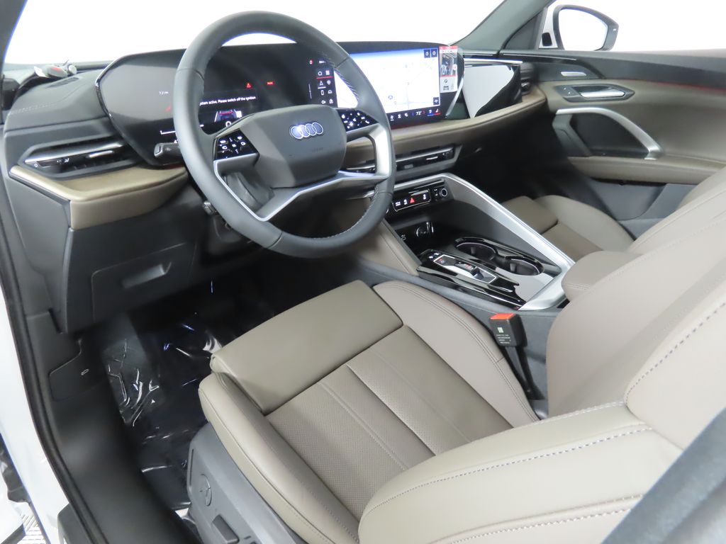 Thumbnail: 2025 Audi Q5 - 26