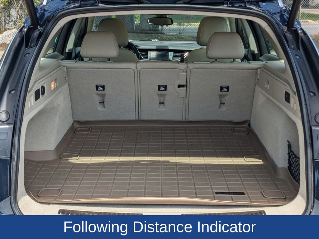 2018 Buick Regal TourX Essence