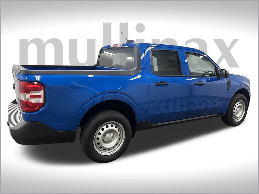 2025 Ford Maverick XL photo 2
