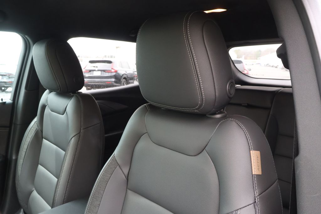 Thumbnail: 2023 Chevrolet TrailBlazer - 32