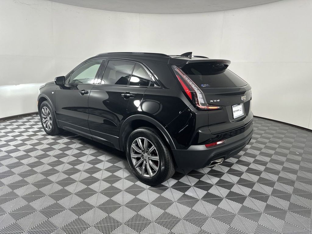 2021 Cadillac XT4 Sport 5