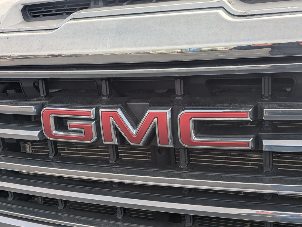 2020 GMC Sierra 2500HD SLT 11