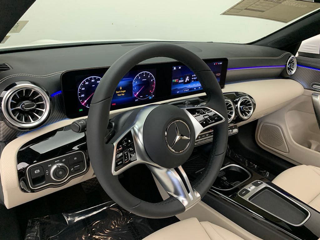 2025 Mercedes-Benz CLA 250 28