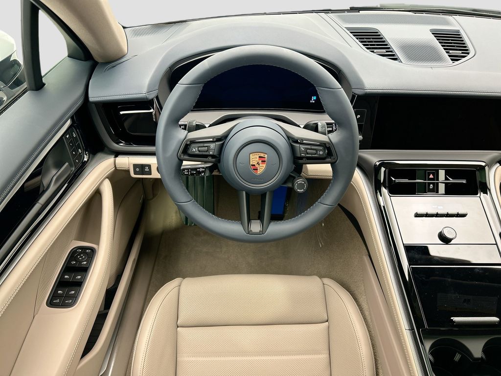 Thumbnail: 2026 Porsche Panamera - 13