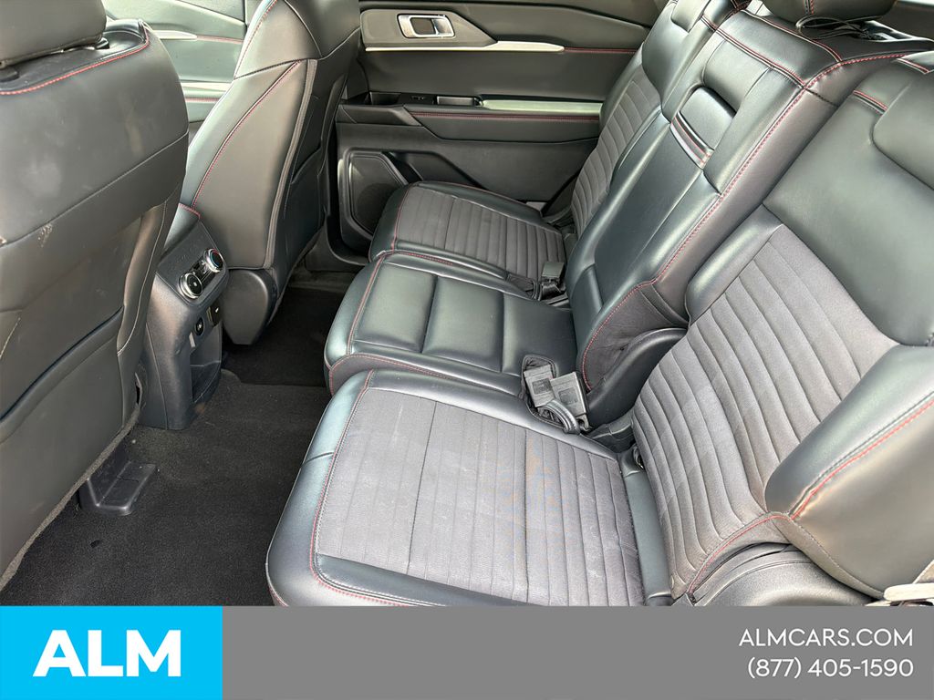 2025 Ford Explorer ST-LINE - Photo 21