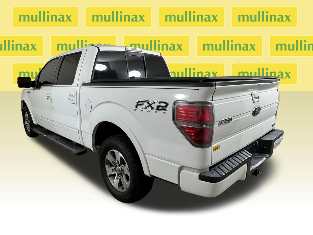 Used 2010 White Ford XLT image 11