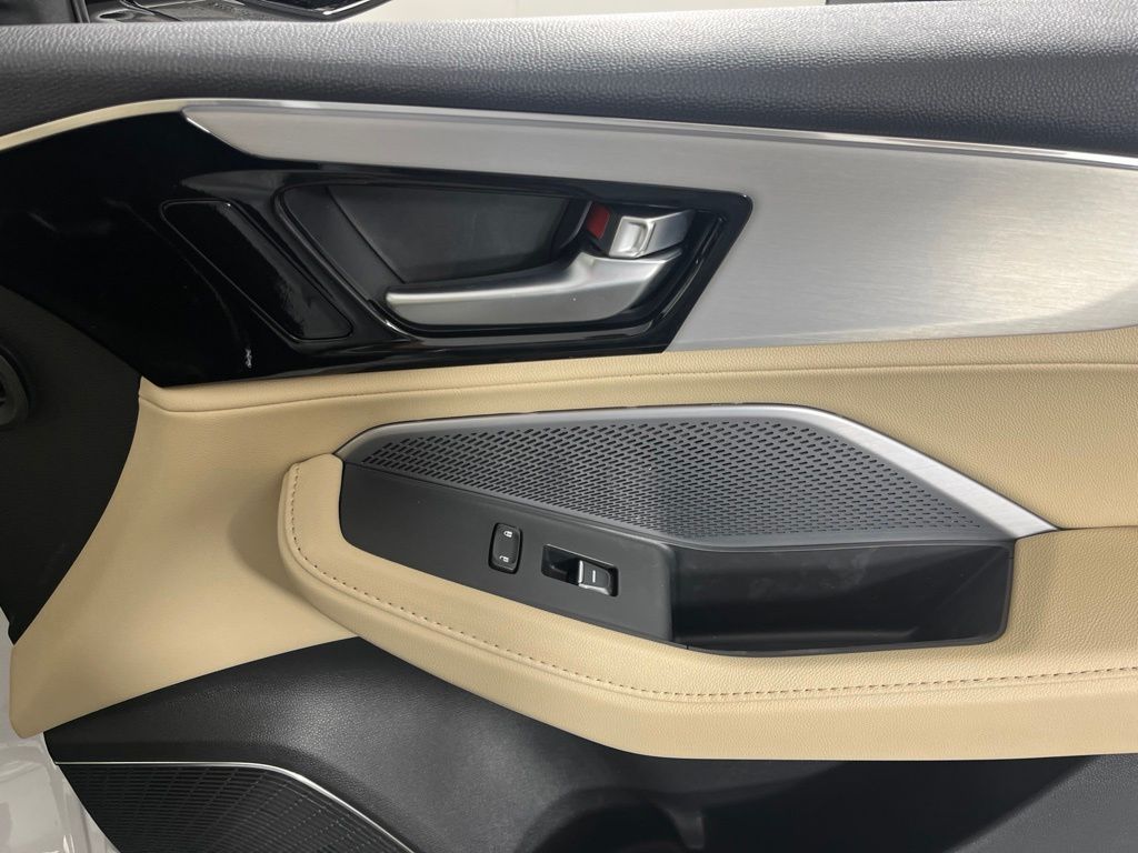 Thumbnail: 2026 Acura MDX - 9